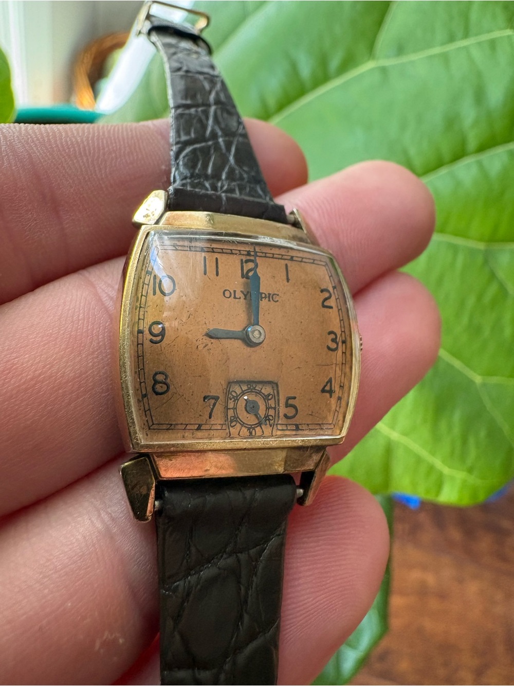 Vintage 1940s Olympic Swiss Watch Manual Wind 28mm Copper Face Works Runs READ